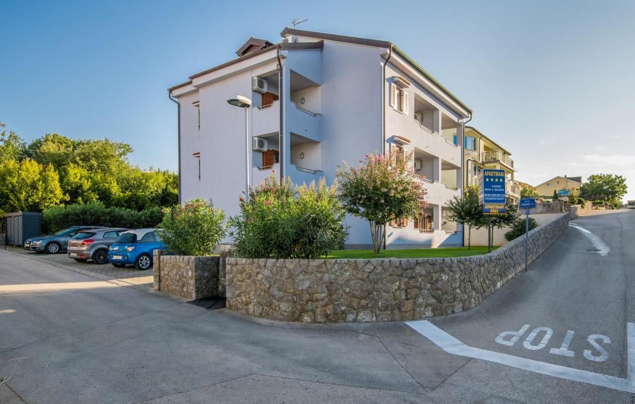 Apartments Kvarner 2 Малинська Екстер'єр фото
