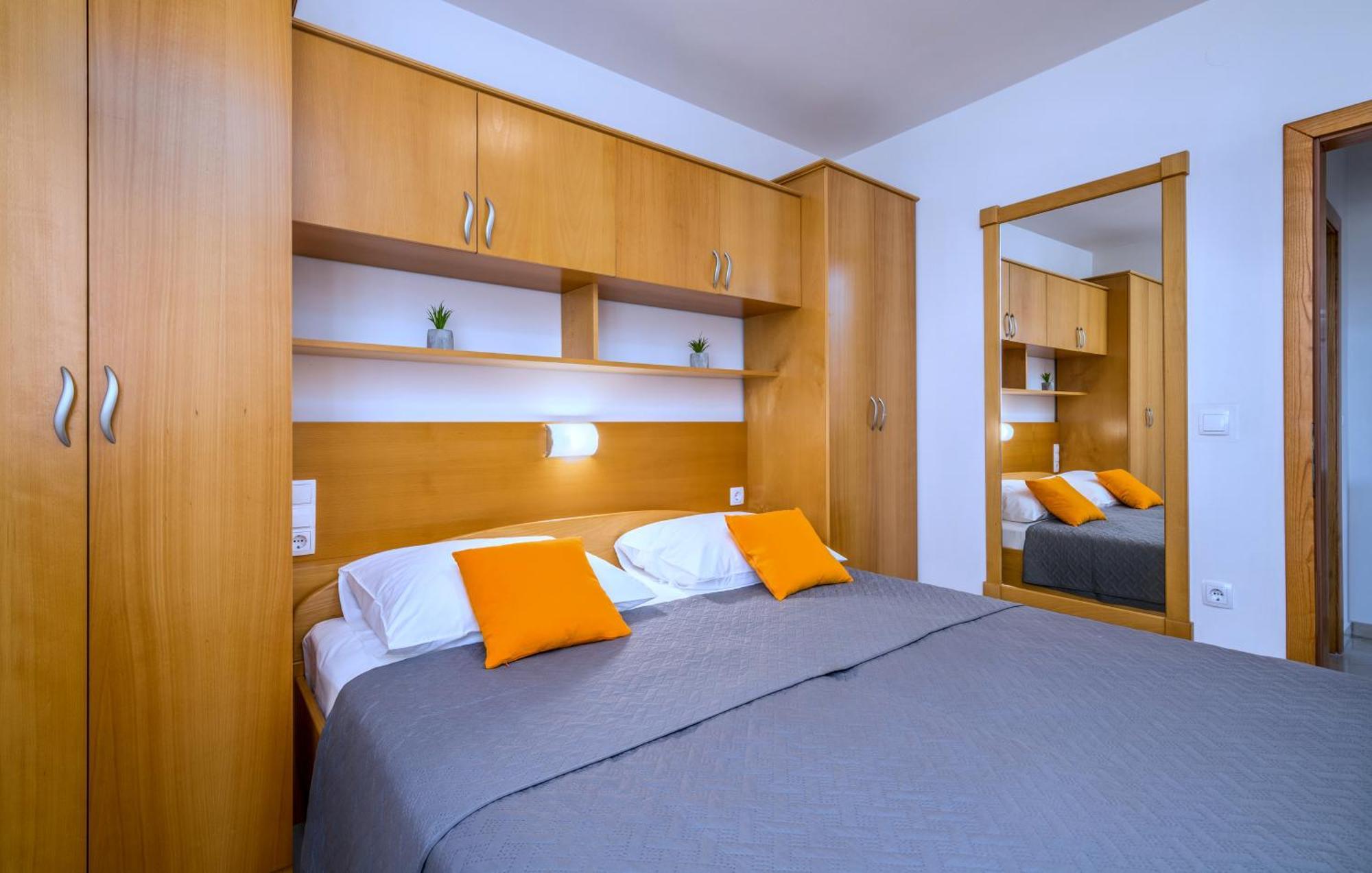 Apartments Kvarner 2 Малинська Екстер'єр фото