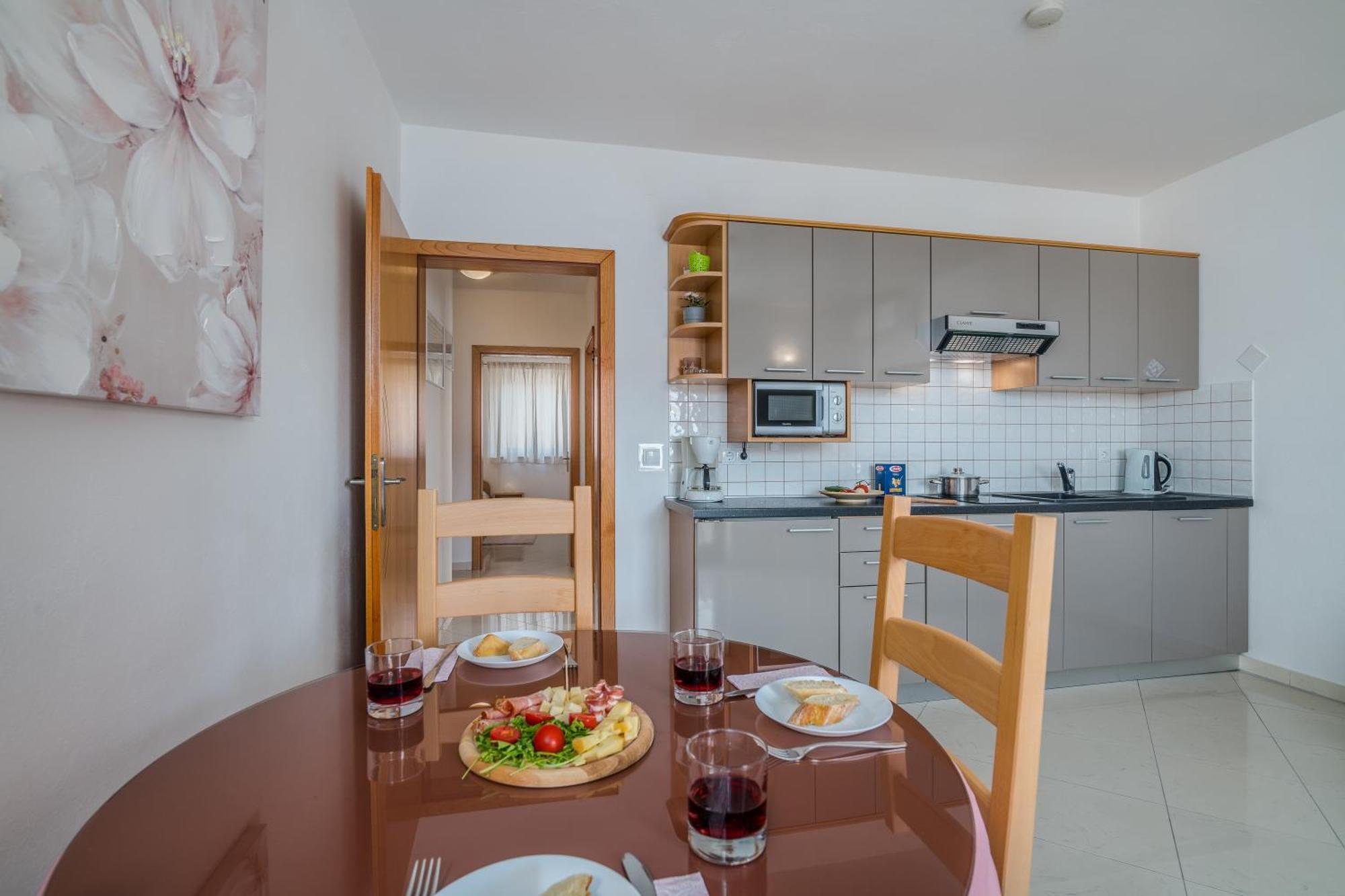 Apartments Kvarner 2 Малинська Екстер'єр фото