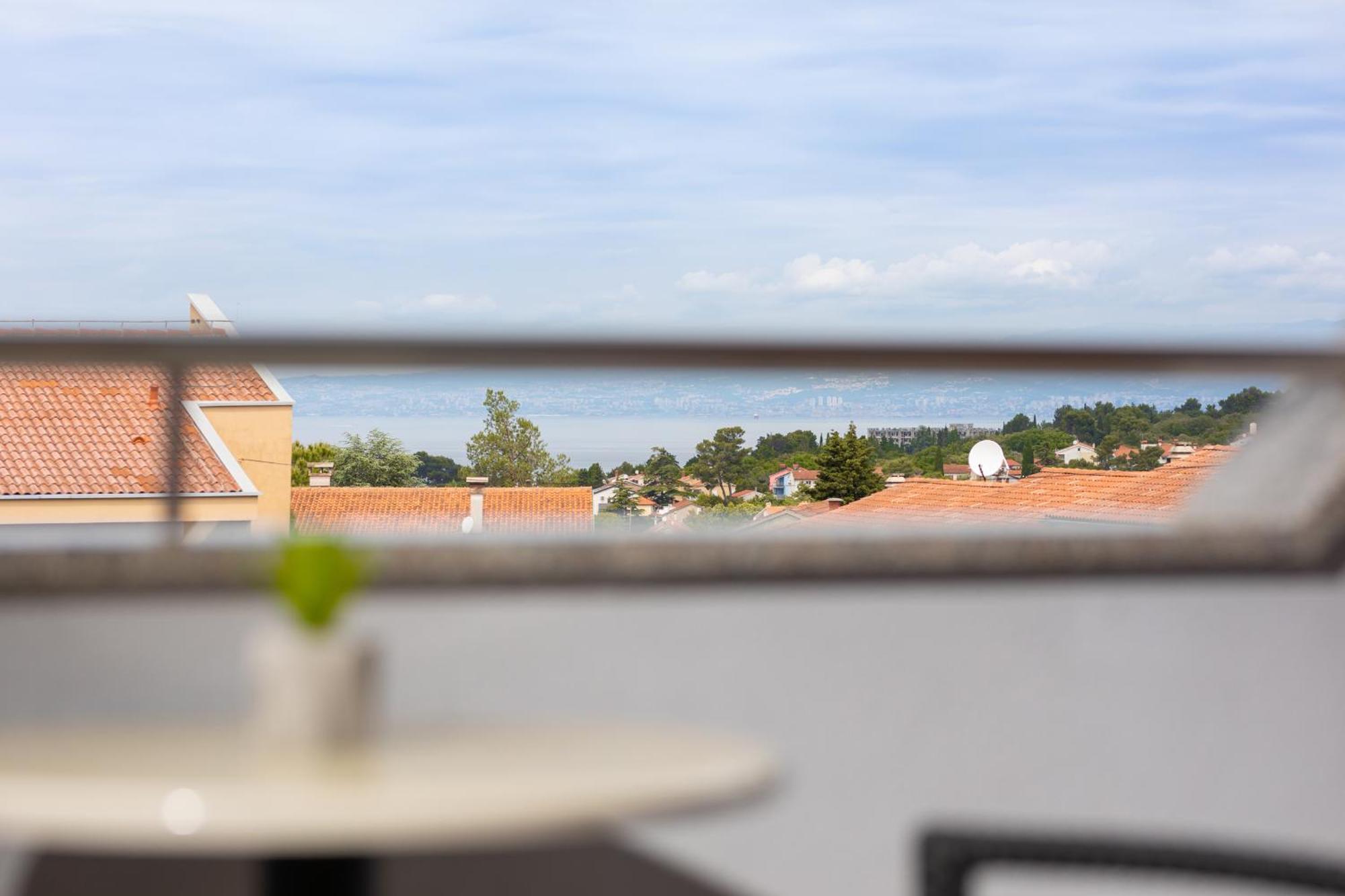 Apartments Kvarner 2 Малинська Екстер'єр фото