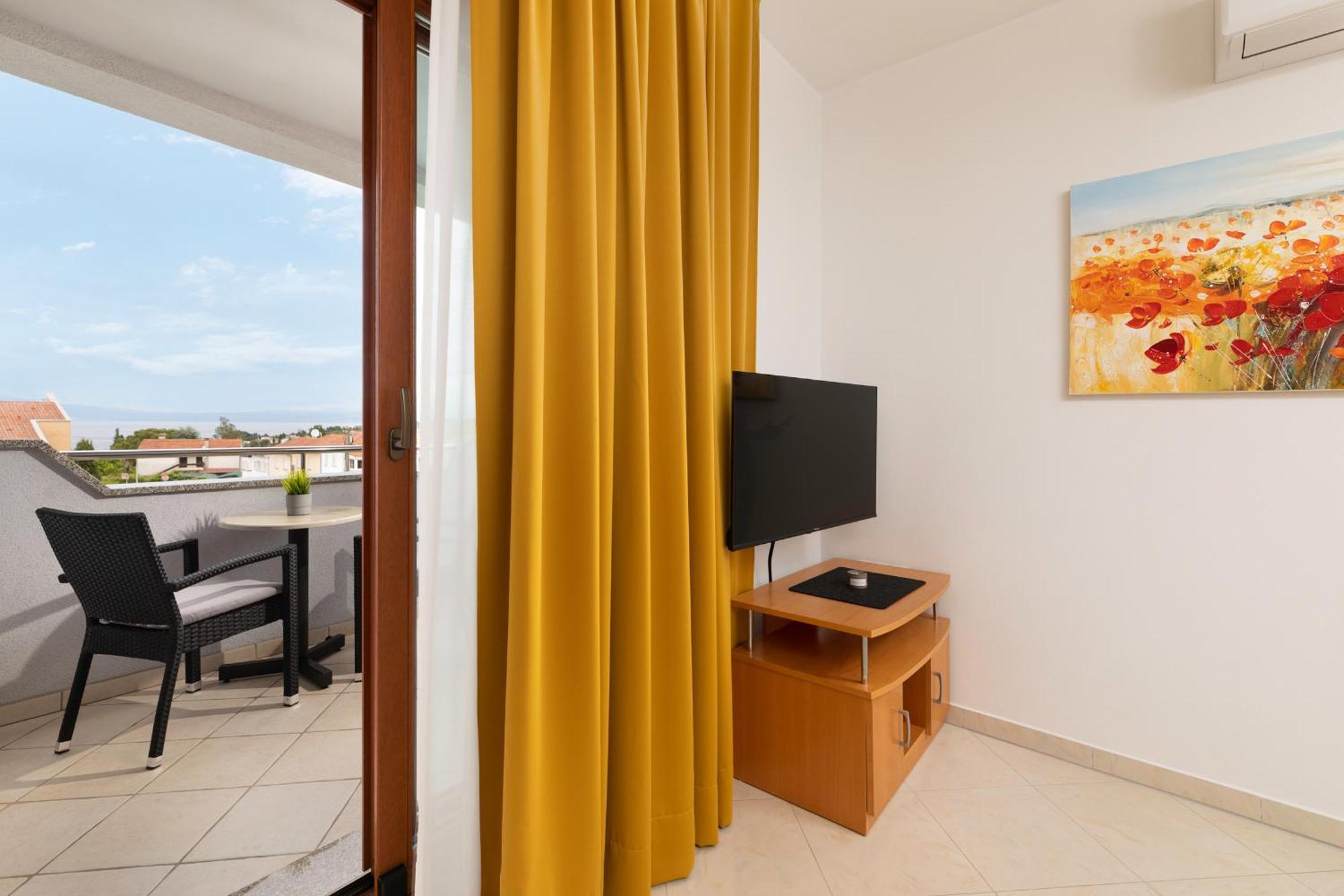Apartments Kvarner 2 Малинська Екстер'єр фото