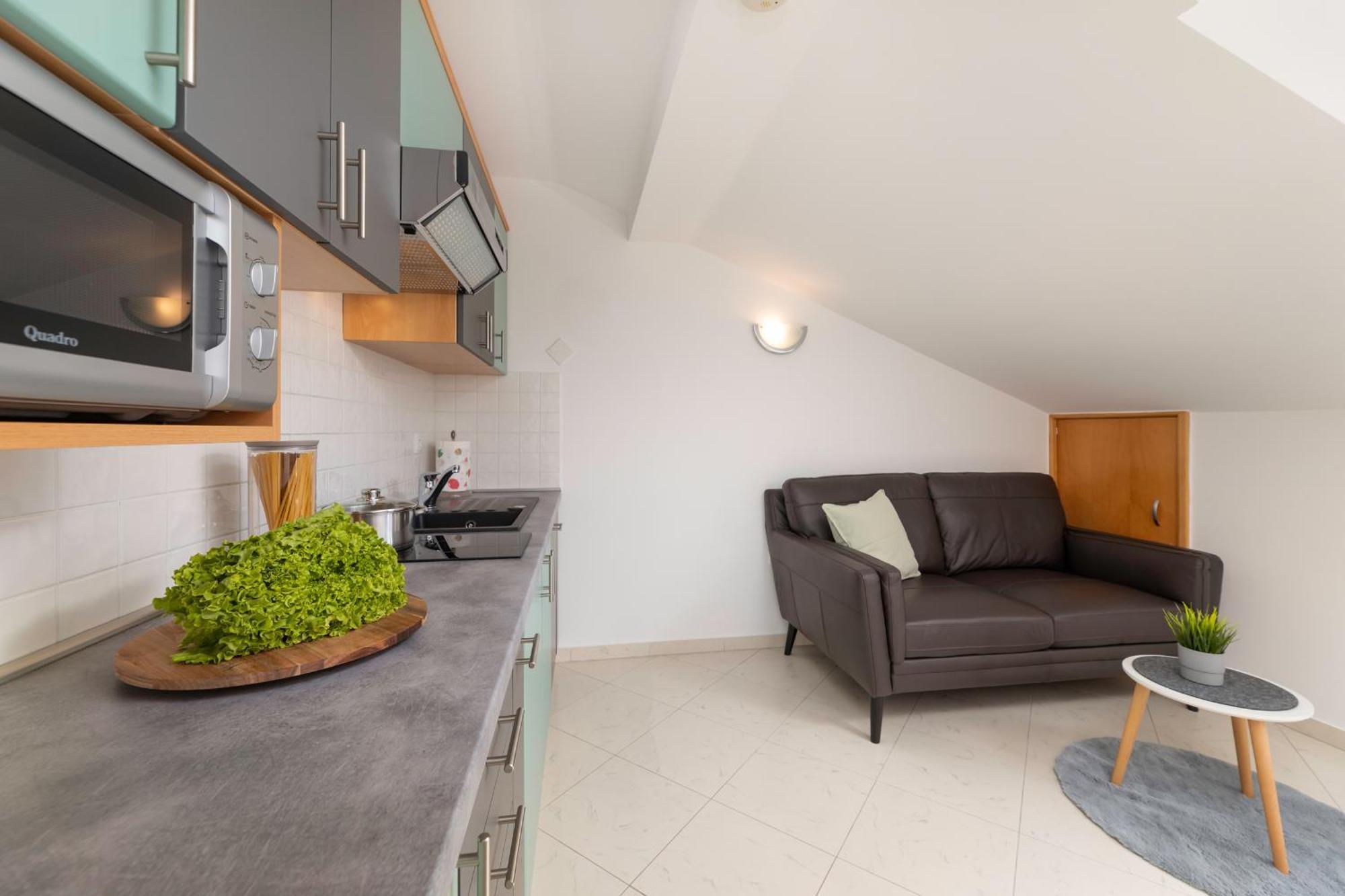 Apartments Kvarner 2 Малинська Екстер'єр фото